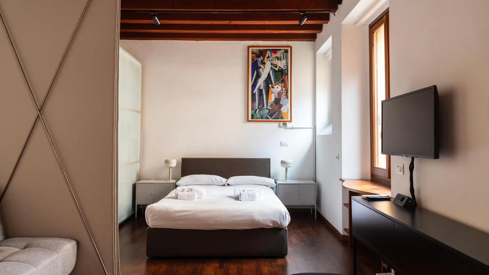 Youhosty - Anfiteatro 12 Milano