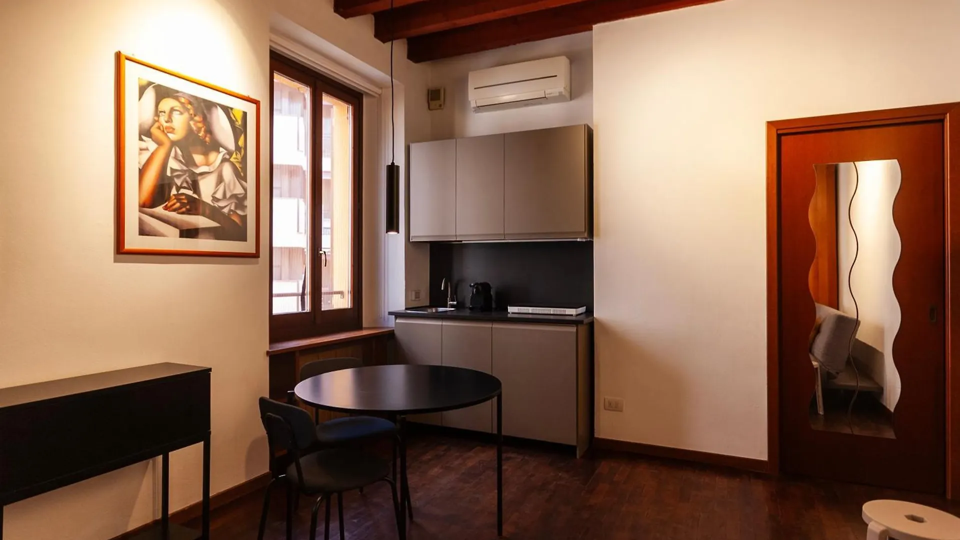Youhosty - Anfiteatro 12 Milano